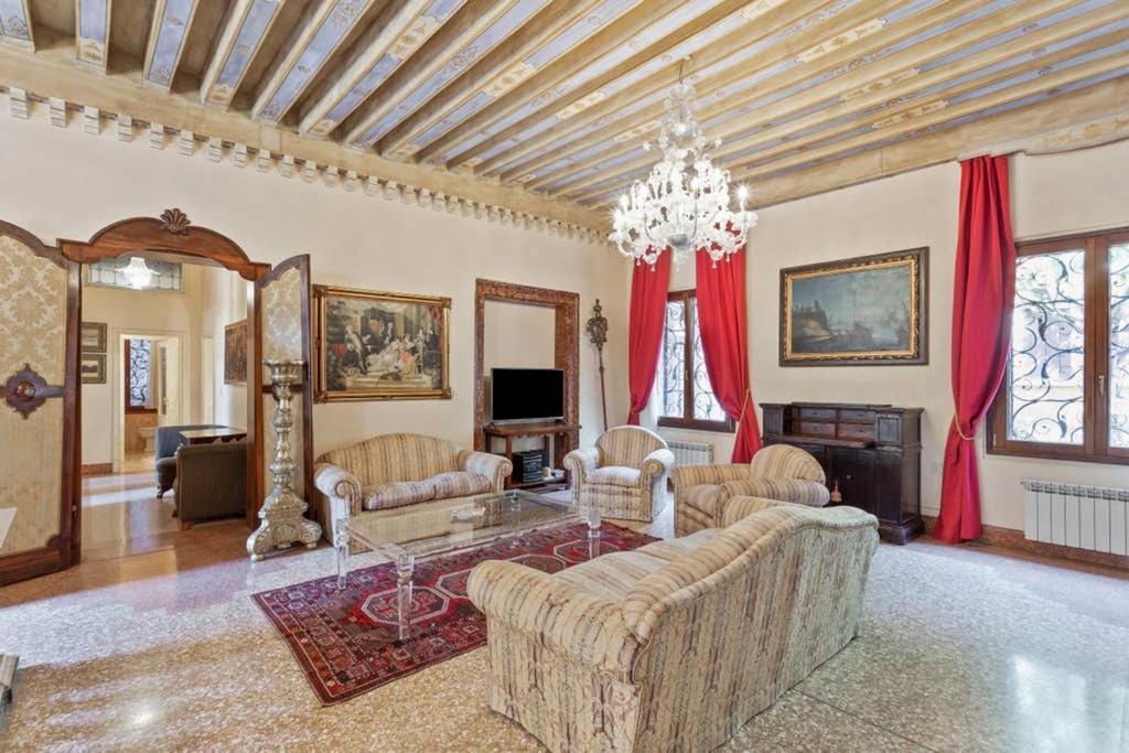 Doge Palace Luxury Apartment - Cannaregio Венеция Экстерьер фото
