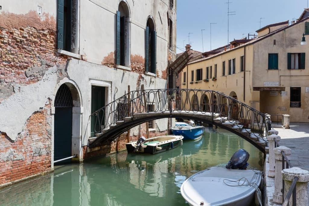 Doge Palace Luxury Apartment - Cannaregio Венеция Экстерьер фото