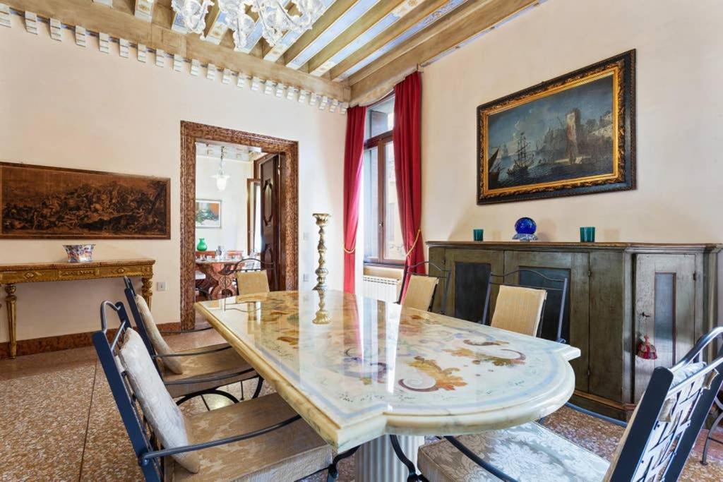 Doge Palace Luxury Apartment - Cannaregio Венеция Экстерьер фото